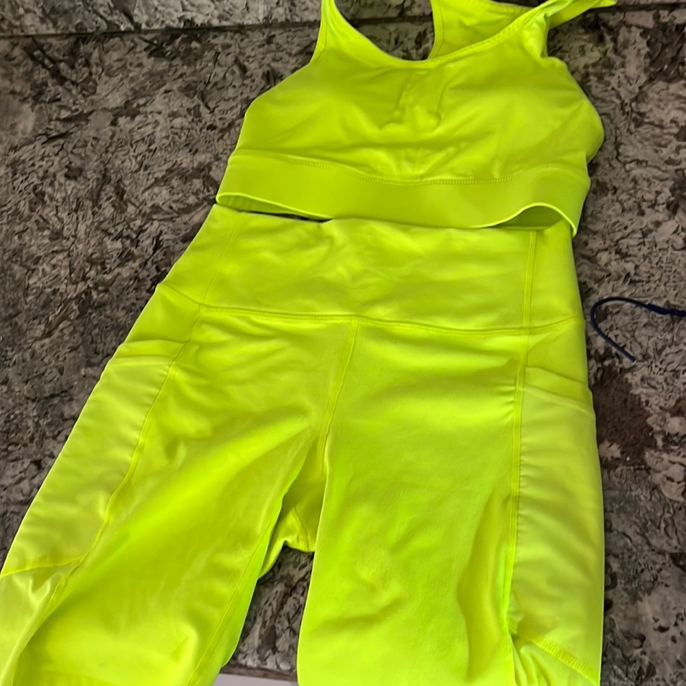 NWOT 2pc running or cycling outfit set, neon green/yellow
